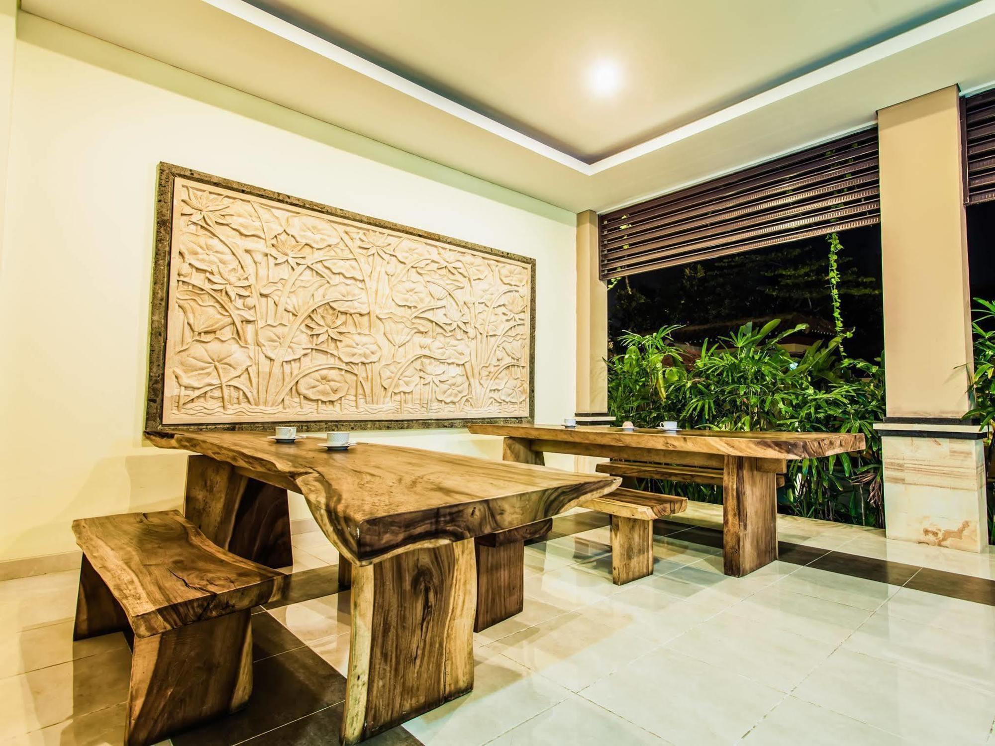 Luckys Guest House Kuta  Exterior photo